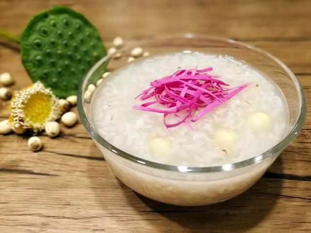 骄阳似火,热浪扑面,做一碗荷花冰粥给她吃才是真爱