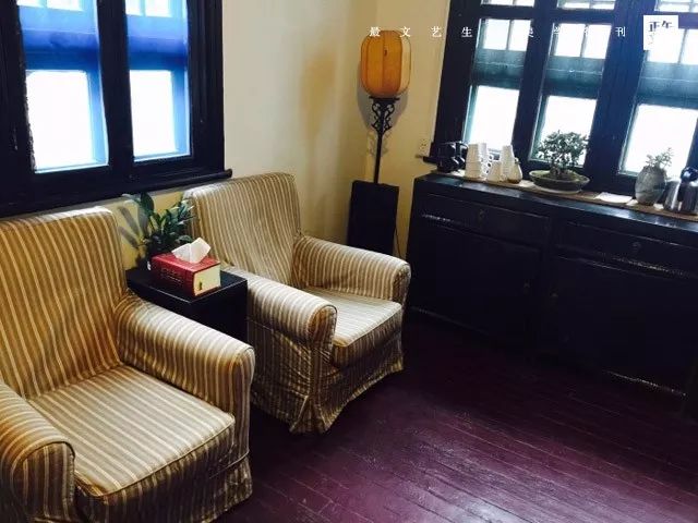 东家·用3000本书给南京人筑了一座"精神灯塔"|陈烨|南书房|南京_新浪