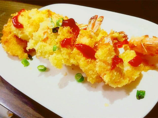 黄金脆皮大虾详细做法,外脆里嫩孩子很爱吃,一锅都不够吃