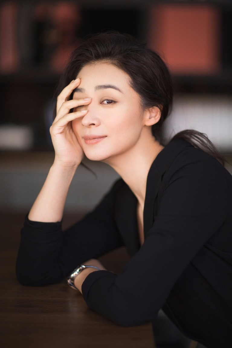 封面人物:杨婷——表导俱佳的美女创作家