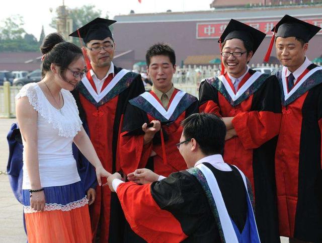 考国外的博士有多少(国内博士和国外博士哪个好考)