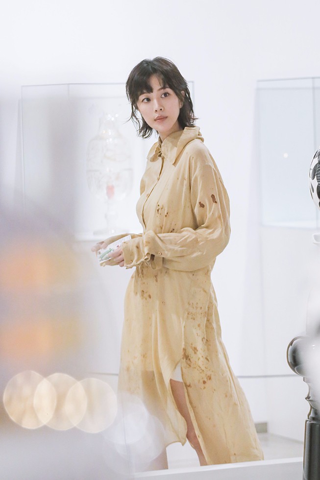 孔宋今曝光初秋look 诠释淡雅简约新风尚|简约|晓风|沙海_新浪新闻