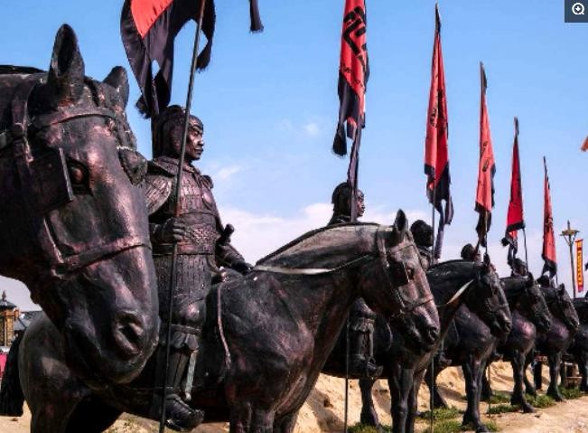 古代军队短兵相接的时候,如何分辨敌我呢?