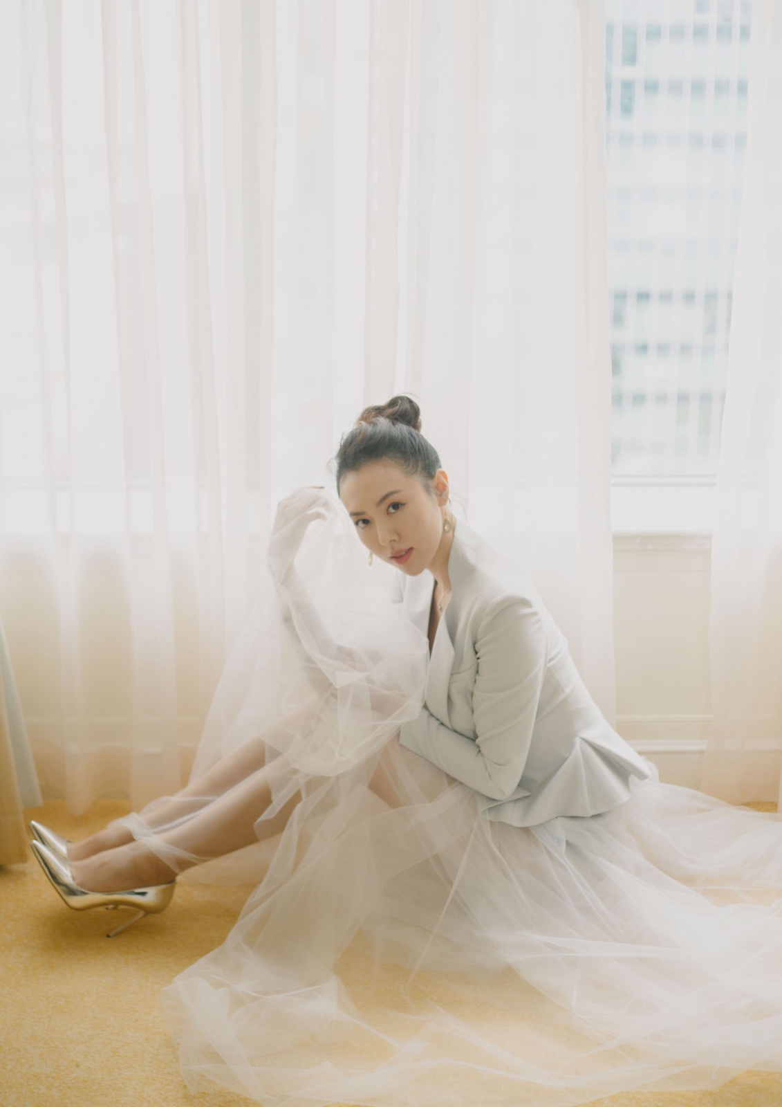 刘梦娜亮相微博电影之夜 优雅摩登仙气十足