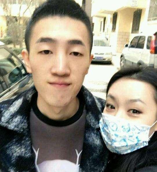 只以为这位主播有一个小本子,惹过他的人都放进他的小本本里,记录下来