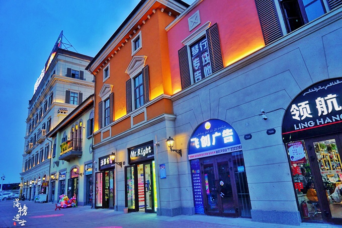 丝绸之路进入新疆的第一个城市,天街中到处是罗马特色和西域风情