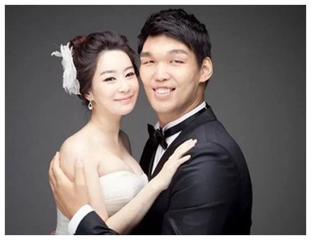 却三番五次被打脸,唯一优势是老婆更漂亮|姚明|河升镇|韩国媒体_新浪