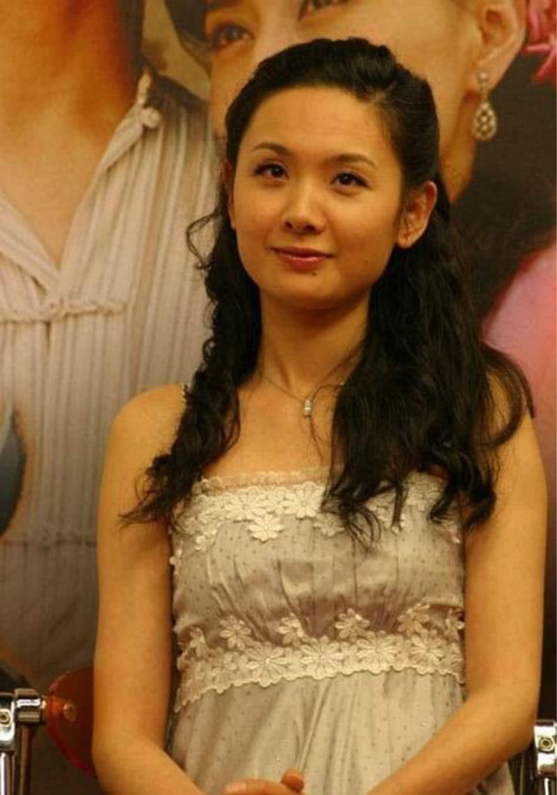 没几个人记得她,30岁嫁爱情,结婚11年,老公仍把工资全上交