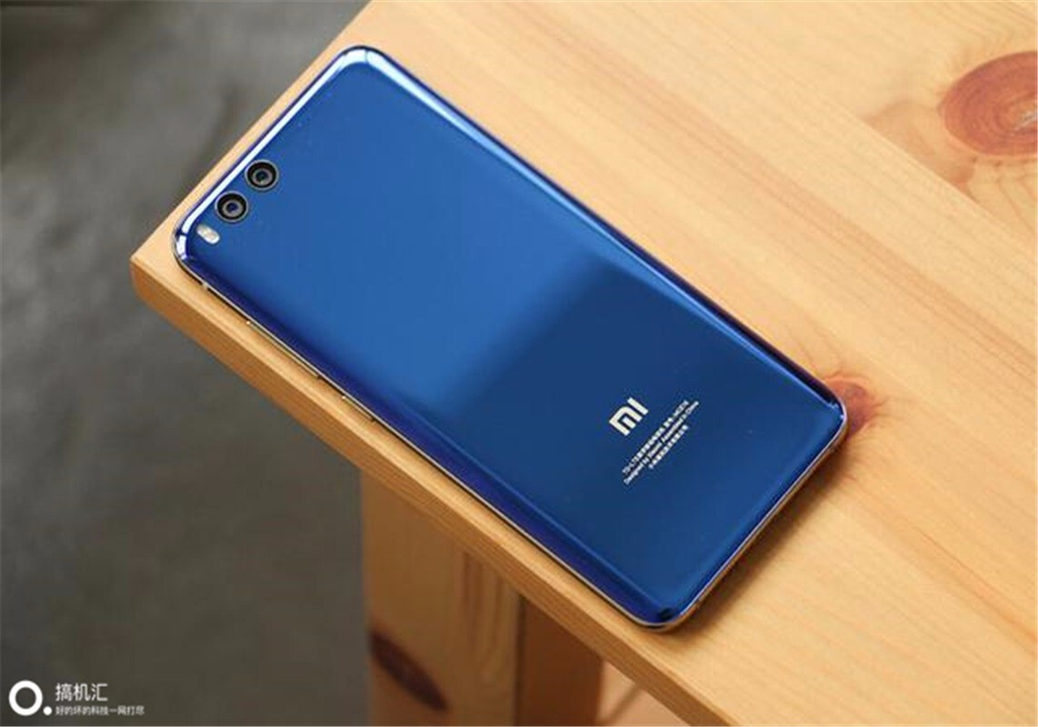 之间一定存在紧密的联系,所以代号为ursa的手机非常有可能是小米7plus