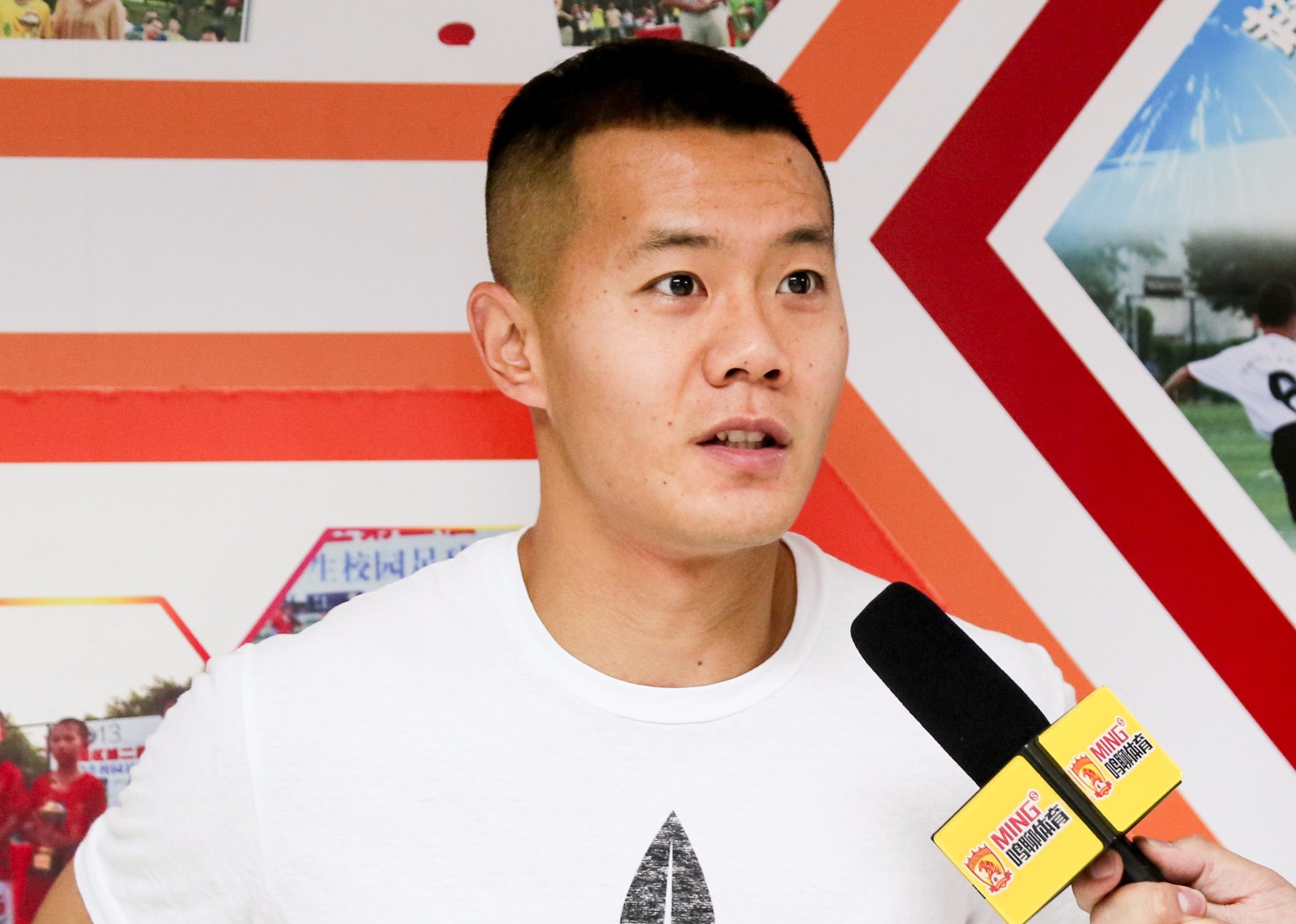 黄博文专访,冠军是唯一目标,困难再大也丝毫不动摇