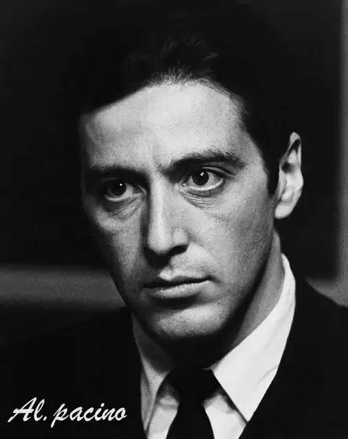 躲不开的黑手党 幸好小卡纳瓦罗这把年纪惹祸