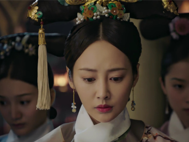 《如懿传》皇后落水凌云彻救驾有功,最"担忧"的人却是卫嬿婉
