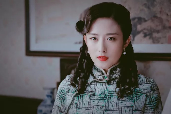 会演被称为"百变青衣",但境遇却完全不同|唐嫣|徐百卉|青衣_新浪新闻