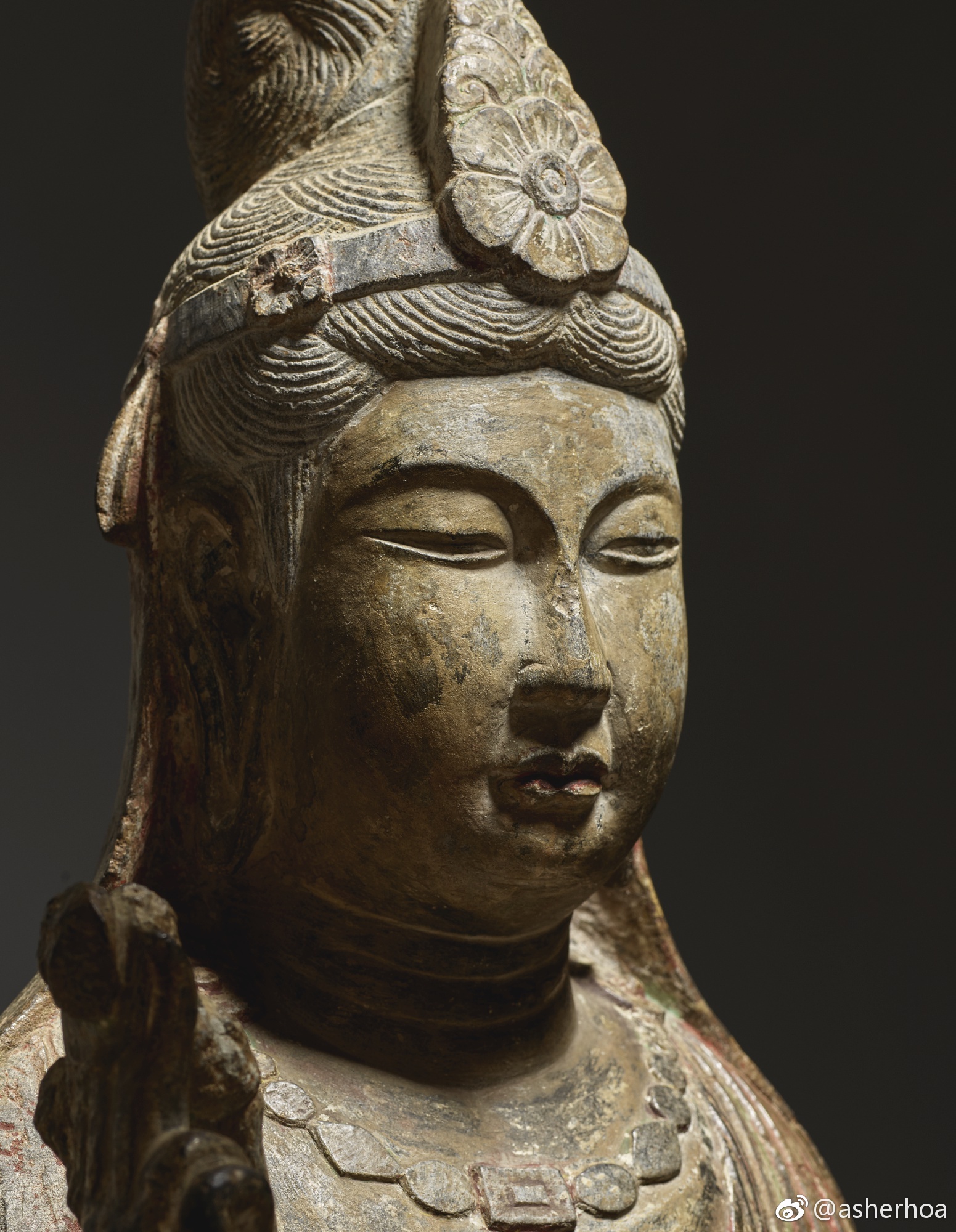 唐代石灰石雕菩萨立像,高1米,即将于9月在纽约苏富比拍卖