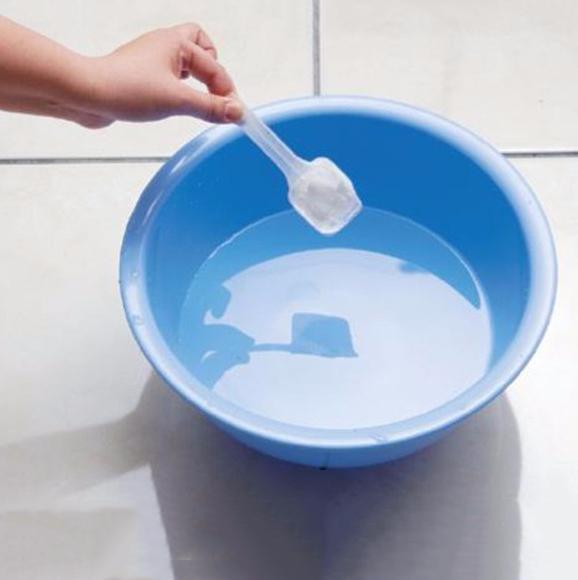 2,肥皂水 肥皂水本身有一定的香气,这个气味也是能够吸引蚊子的,然而