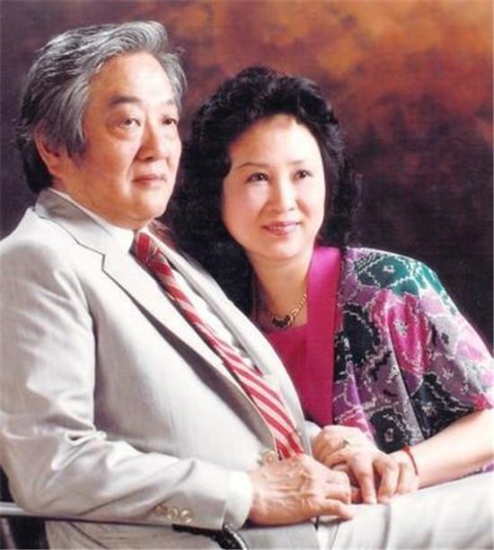 琼瑶遭老公原配控诉，“爱情教母”被彻底还原成“小三鼻祖”