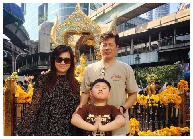 如今佟瑞欣与夏钦结婚已经有20年了,佟瑞欣对待夏钦还如初恋一般,这样