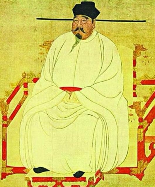 中国历代皇帝的黄袍，唐朝的最简洁，清朝的最华贵！