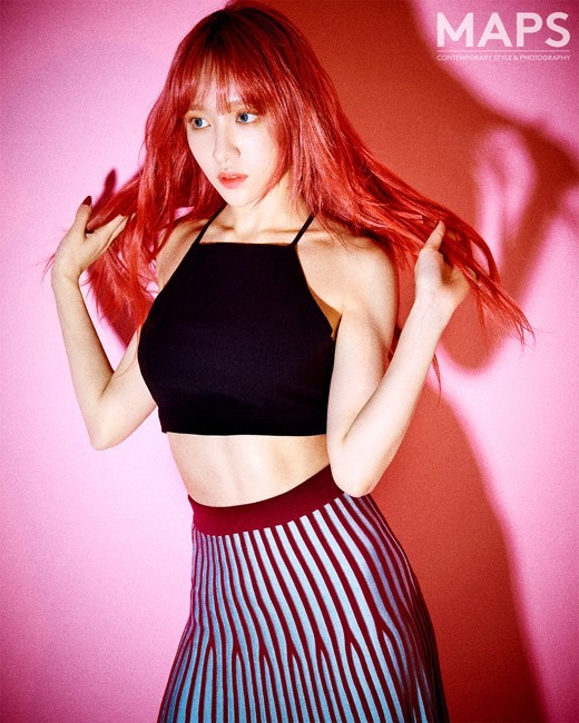 韩国女团exid成员hani拍杂志写真演绎多样魅力