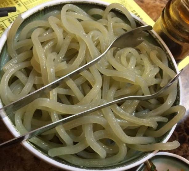 粉厂离职员工透露:买红薯粉时,看准这3点,不然挑错难以下咽