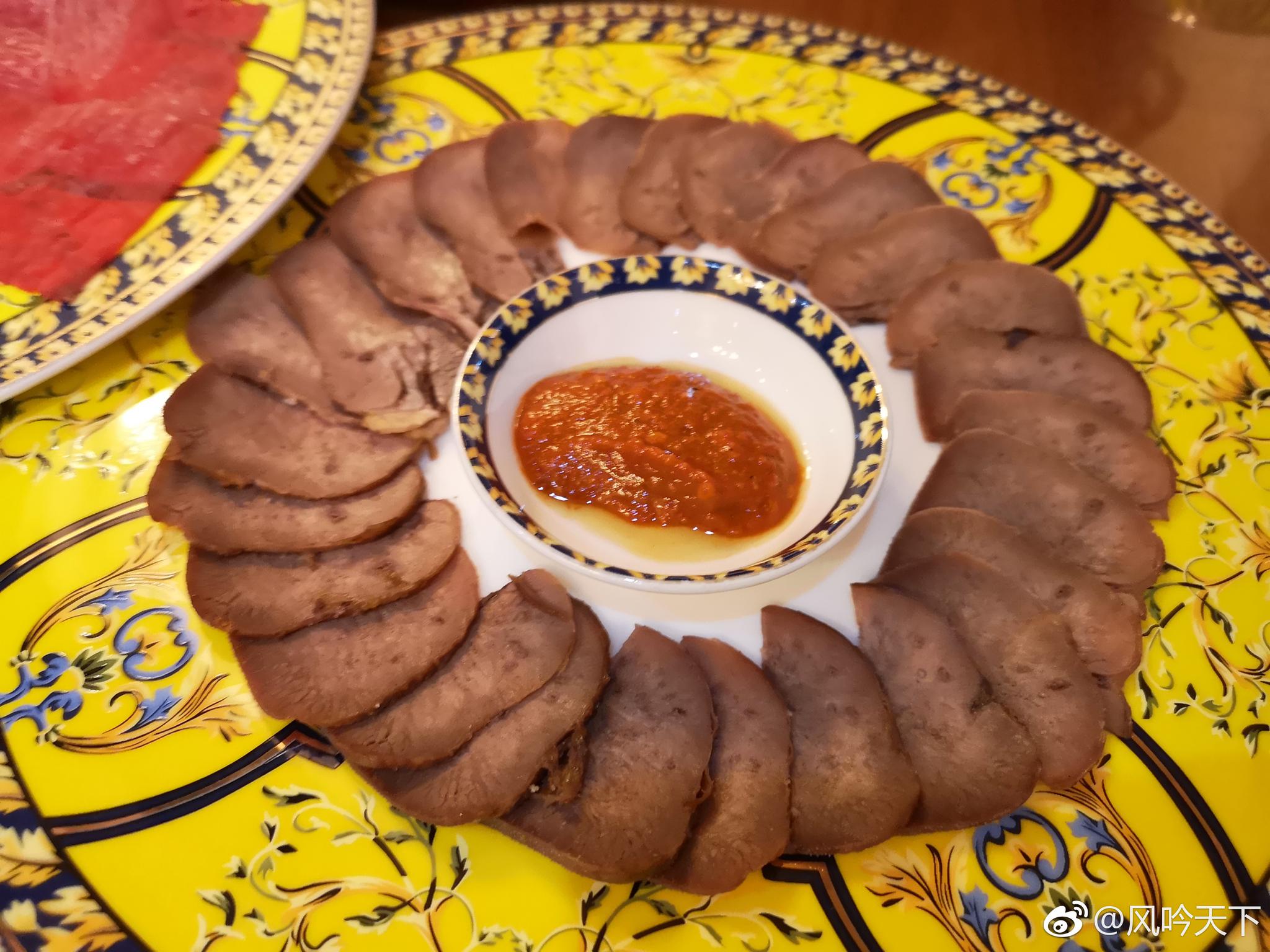 原来藏餐也可以如此精致集高原的粗犷与内陆的精美于一身