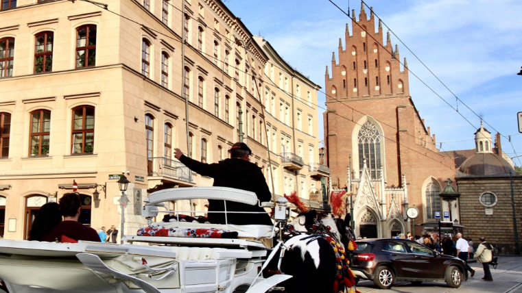 俄罗斯归属很尴尬,欧洲国家说他是鞑子,蒙古却