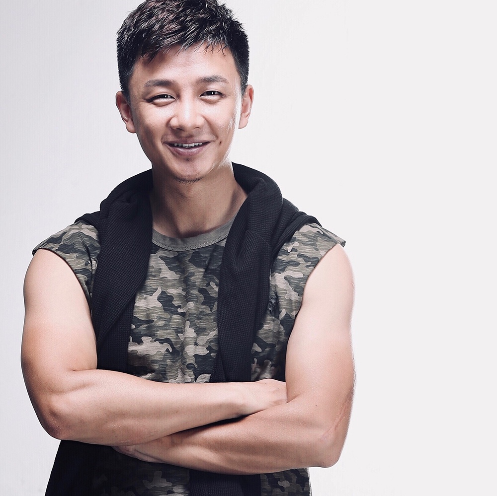 《突击》邹俊百被封"哭神" 为塑造角色狂"加戏"