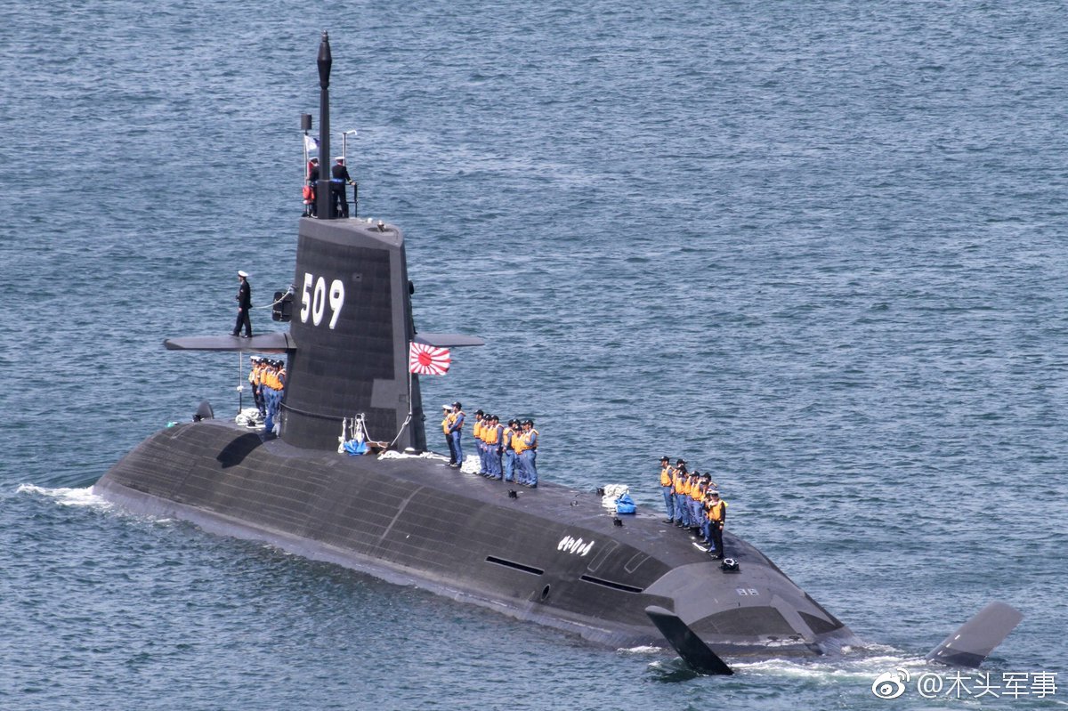 2018年4月4日,横须贺,日本海上自卫队苍龙级潜艇"青龙"号(ss - 509)