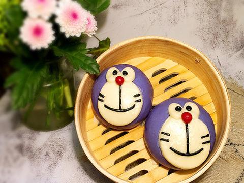 造型逼真的哆啦a梦豆沙麻薯包,孩子一口一个,爱吃极了