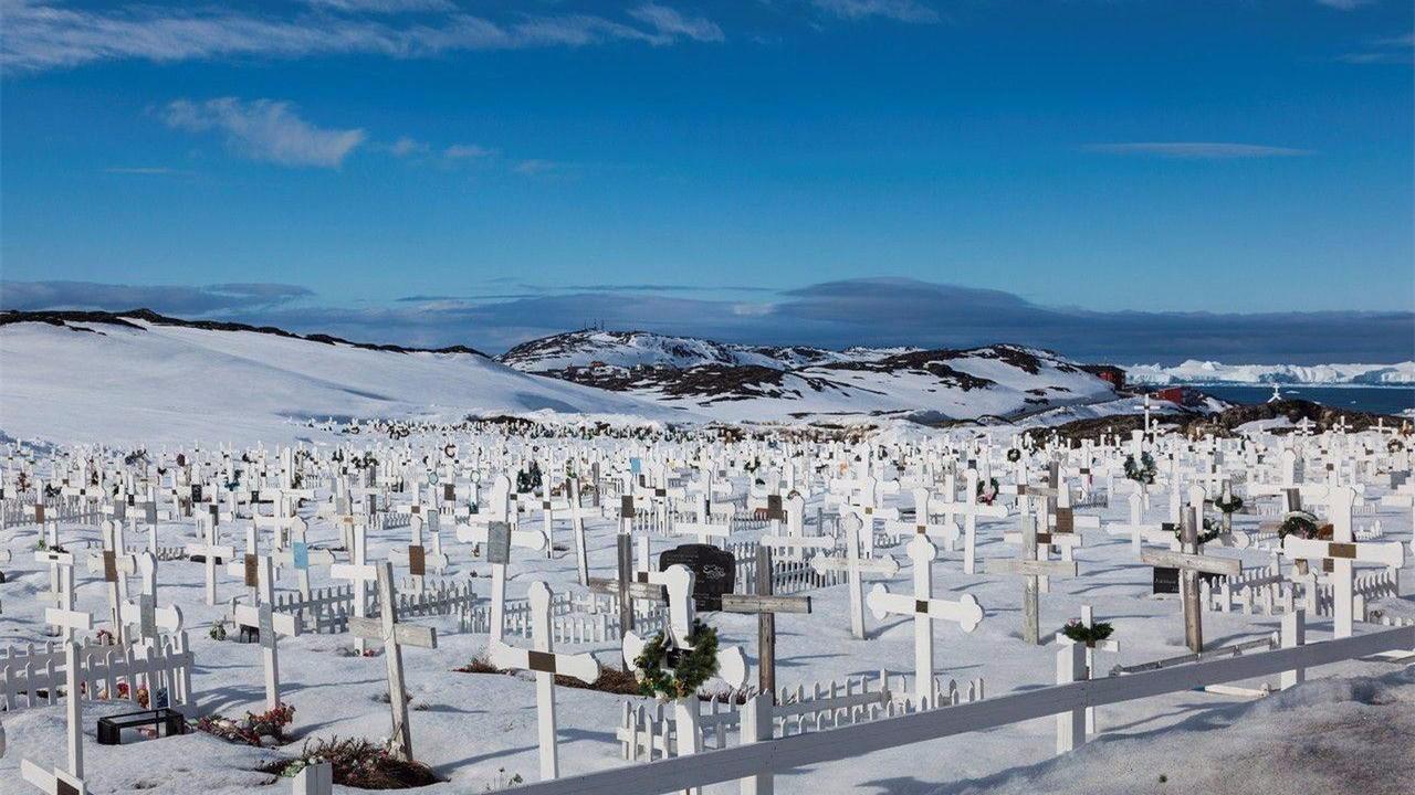 冰葬即将取代火葬,人体在负190度中迅速粉碎,融化在土壤里!