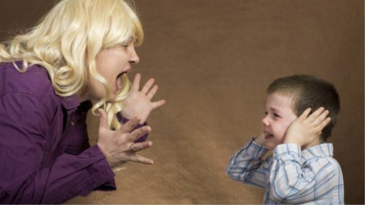 你越吼,孩子越不听话!立规矩做好这3点,比你吼一万遍都管用