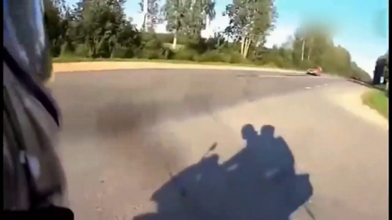 当妹子把摩托车装上皮卡的那一刻,才知道什么