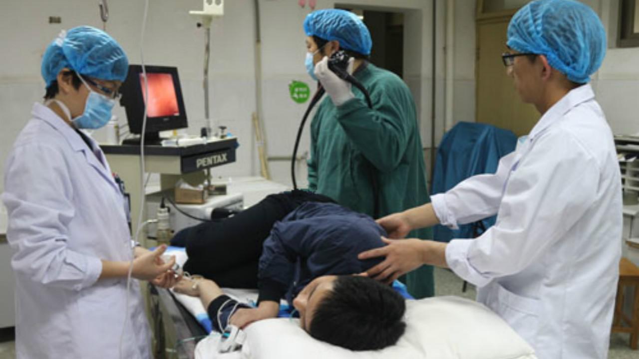 做肠镜是个什么样的感觉?看完心里一紧