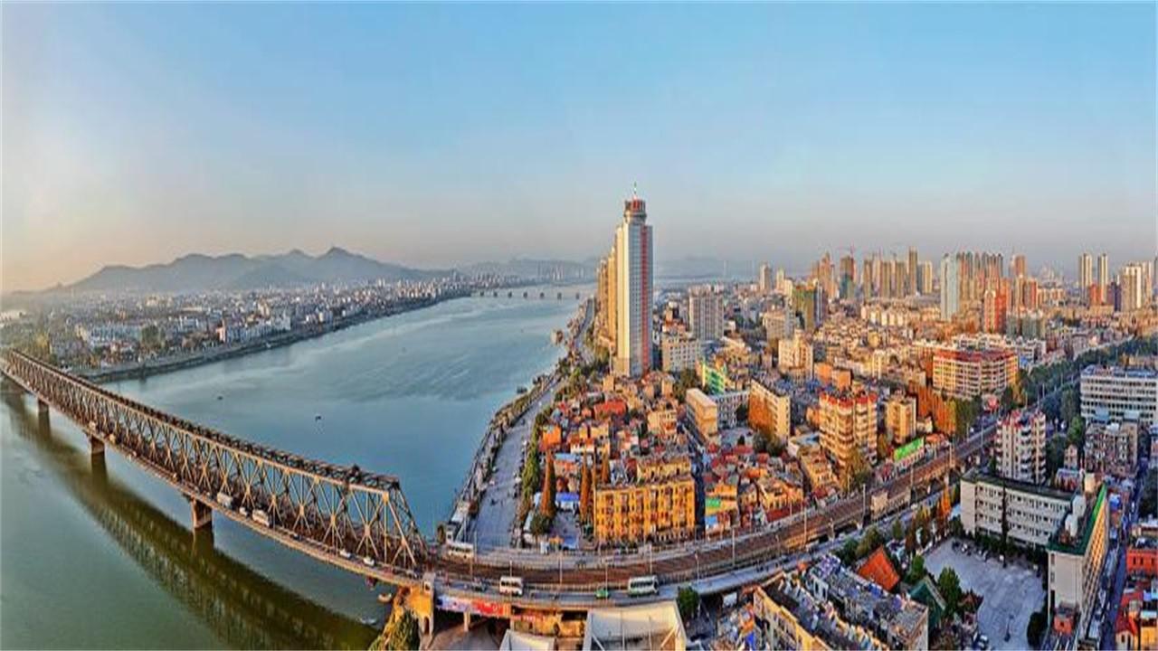 湖北三座最有希望抱团的城市若抱团将重现荆州辉煌在中原崛起