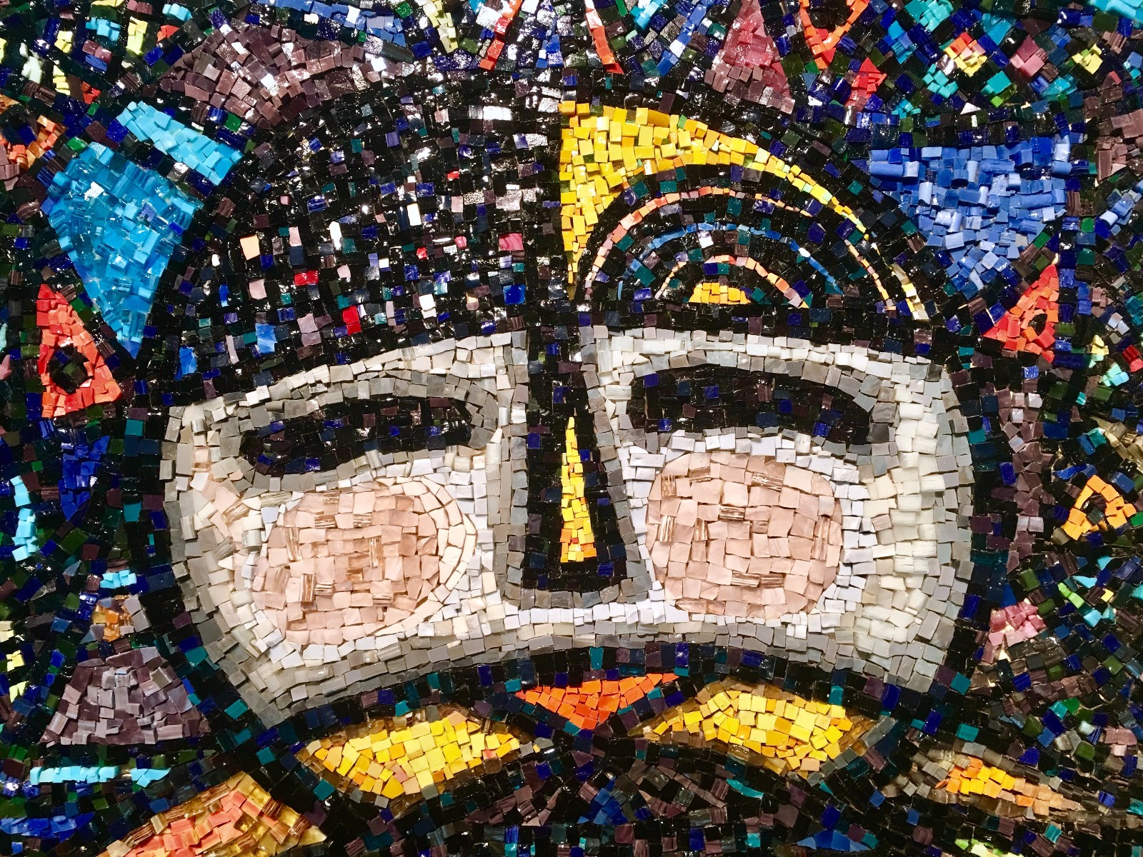 5*120cm马赛克特写作者:陈方远作品名:霸王别姬制作工艺:大块料镶嵌