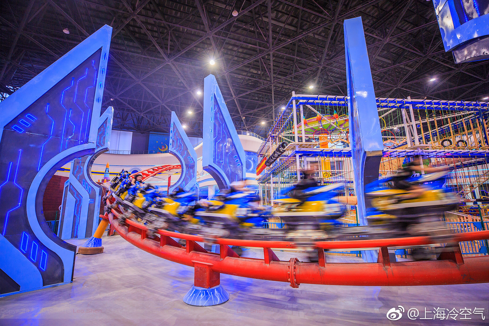 作为南京最大的主题乐园从你踏足弘阳未来世界的那一刻起