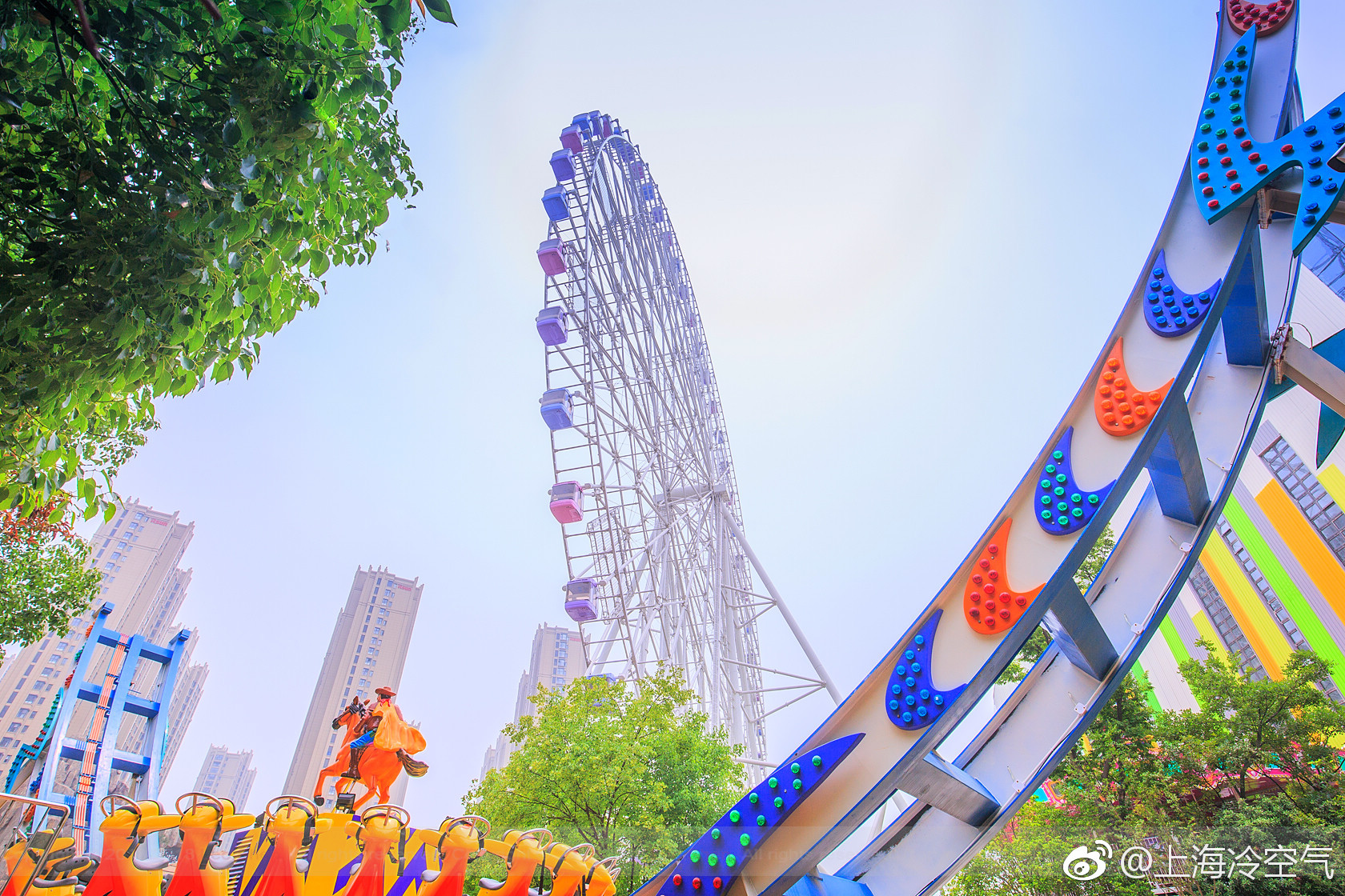 作为南京最大的主题乐园从你踏足弘阳未来世界的那一刻起