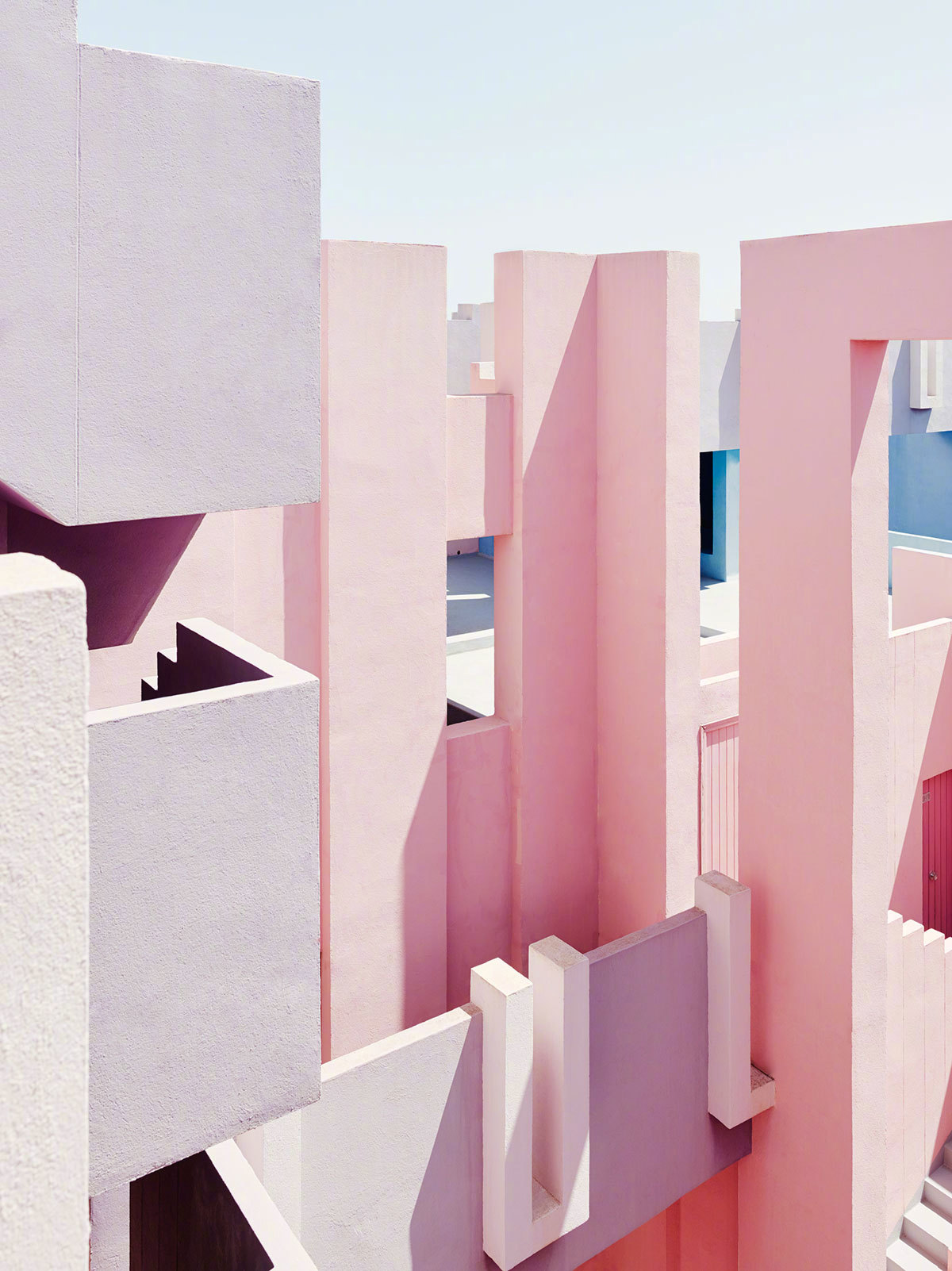真实版粉色纪念碑谷——西班牙la muralla roja