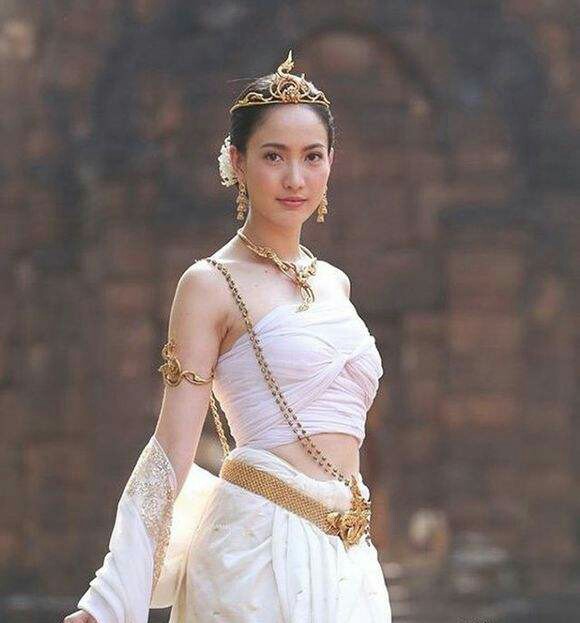 剧荒了?Bella、Yaya、Teaw、Ken的高分泰剧总