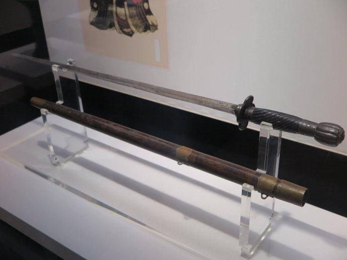 宋朝名将李纲所用双锏,历经九百年风雨,依然如新