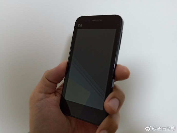 还记得曾经1999元的小米1吗?满满的回忆