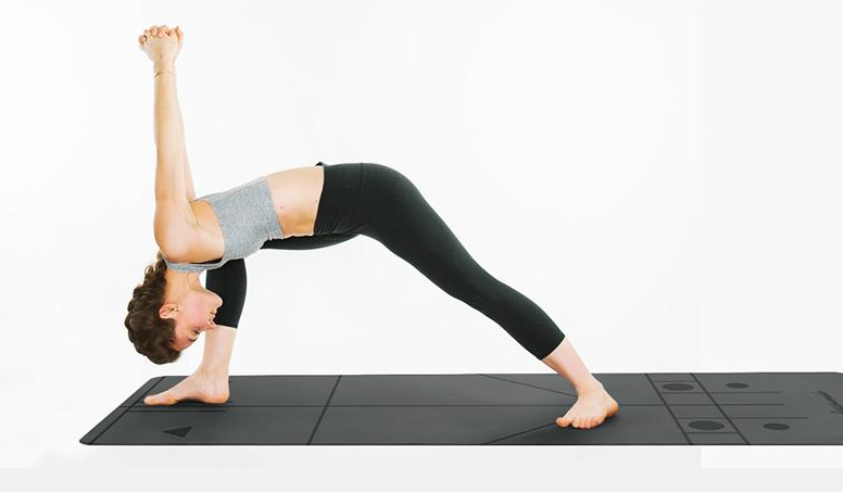 瑜伽谦卑的战士式,腰椎间盘突出的伽人适合做吗