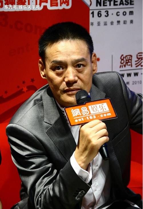 曾是国家一级演员,离婚时将财产留给妻子,如今儿子为他挣足面子|巍子