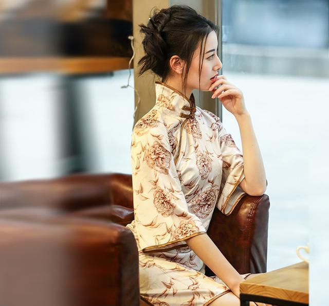 有种温婉优雅的女人味, 唯一袭国粹旗袍上身的中国女人才具备