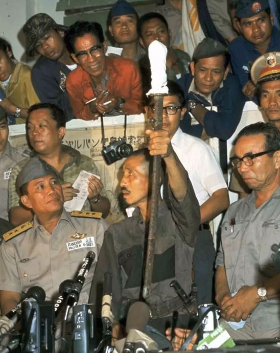 菲律宾|小野田|卢邦_新浪新闻