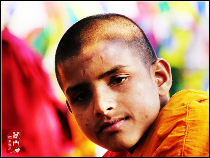 尼泊尔高僧告诉我,佛祖后人八九岁时都要出家,一组尼泊尔小僧人
