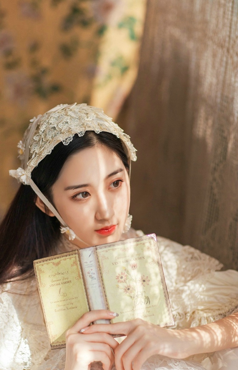 私房古典复古中分美女娇美动人美眸写真集 @微相册 @微博摄