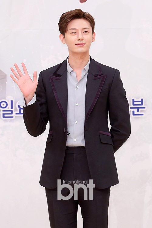 李知勋有望出演kbs新剧《你的管家》