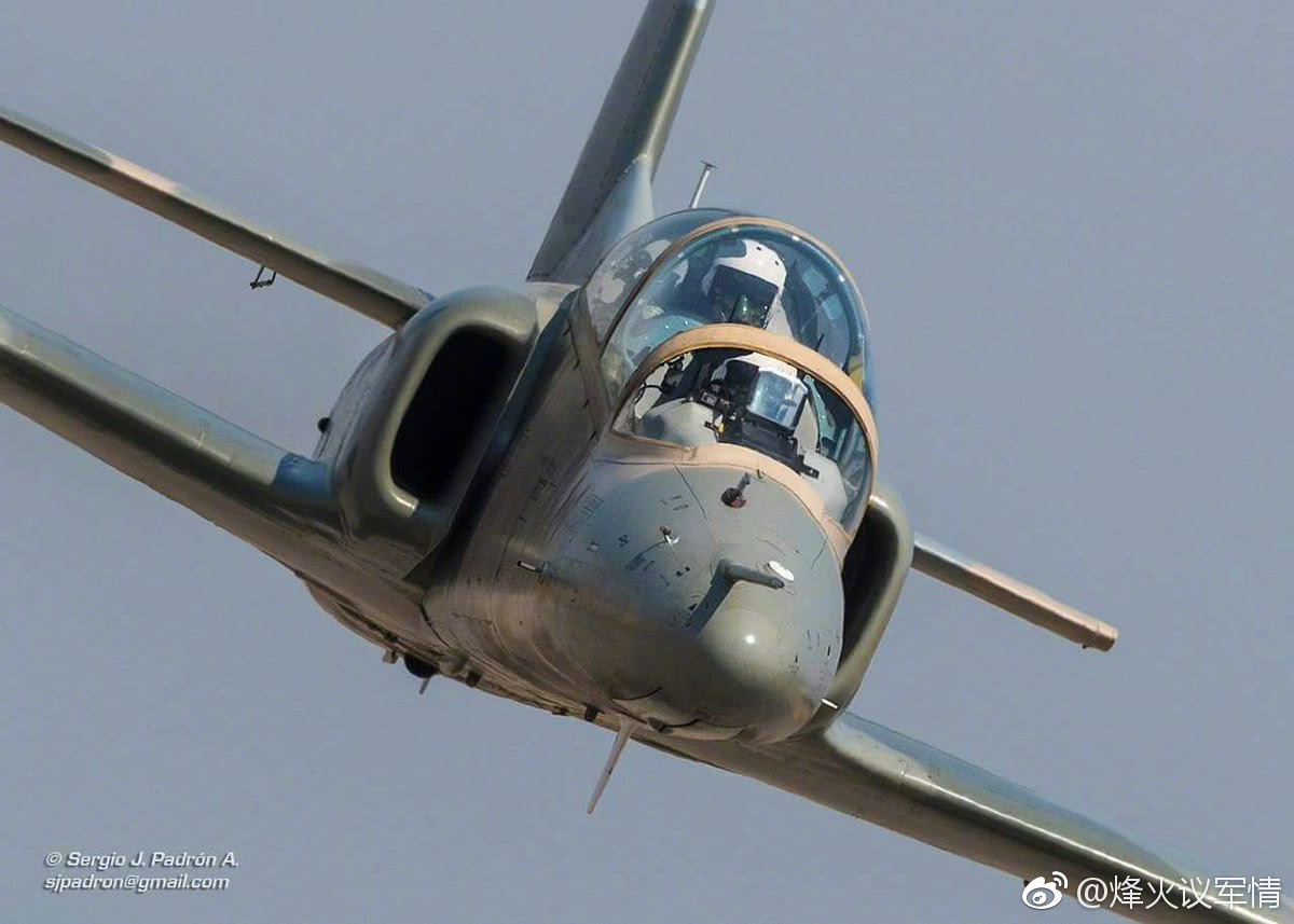 委内瑞拉空军装备的中国造k-8教练机