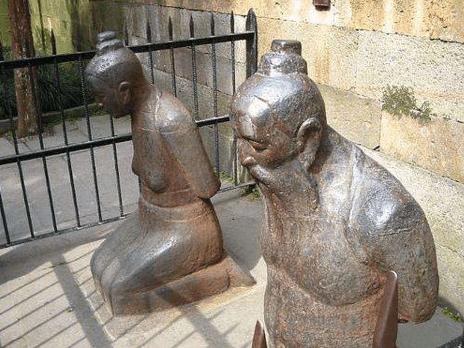 秦桧后人想把祖先跪像拆除, 还不想跪岳母, 文物局这么回答他